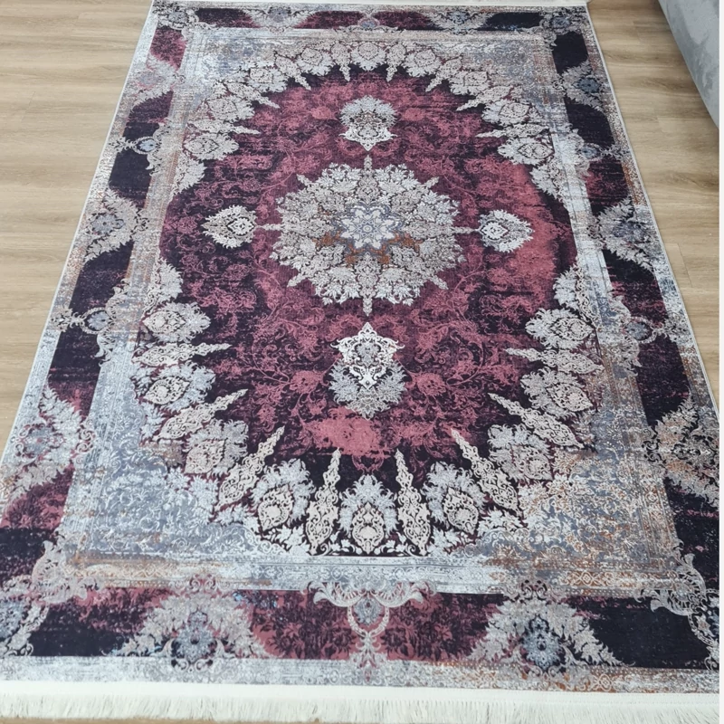فرشینه مخمل شانل رنگ شرابی و نقره ای کد L 742 (پس کرایه)