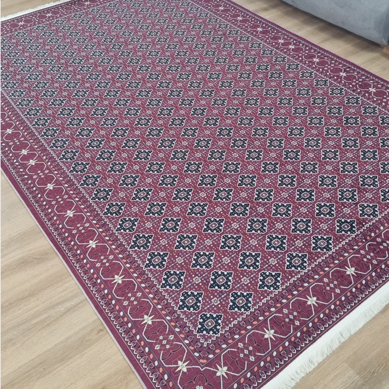 فرشینه زرشکی طرح قشقایی و بخارا کد A 125 (پس کرایه)