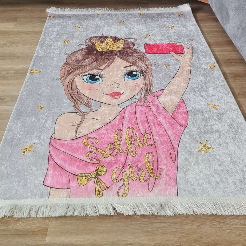 فرشینه دخترانه مخمل تُرک کد H 361(پس کرایه)