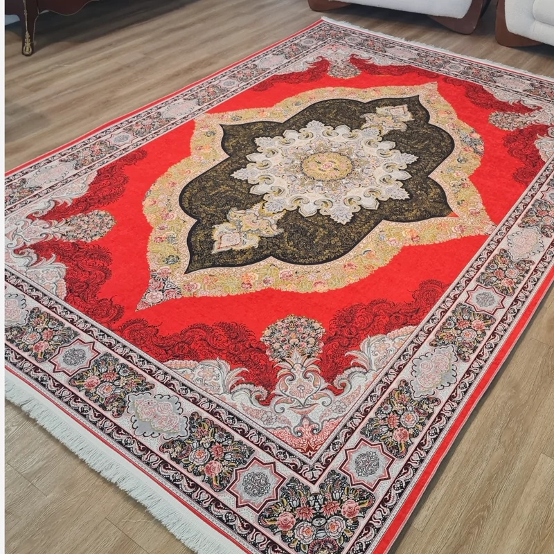 فرشینه زمینه قرمز، مخمل تُرک طرح ابریشم، کد A 097 (پس کرایه)