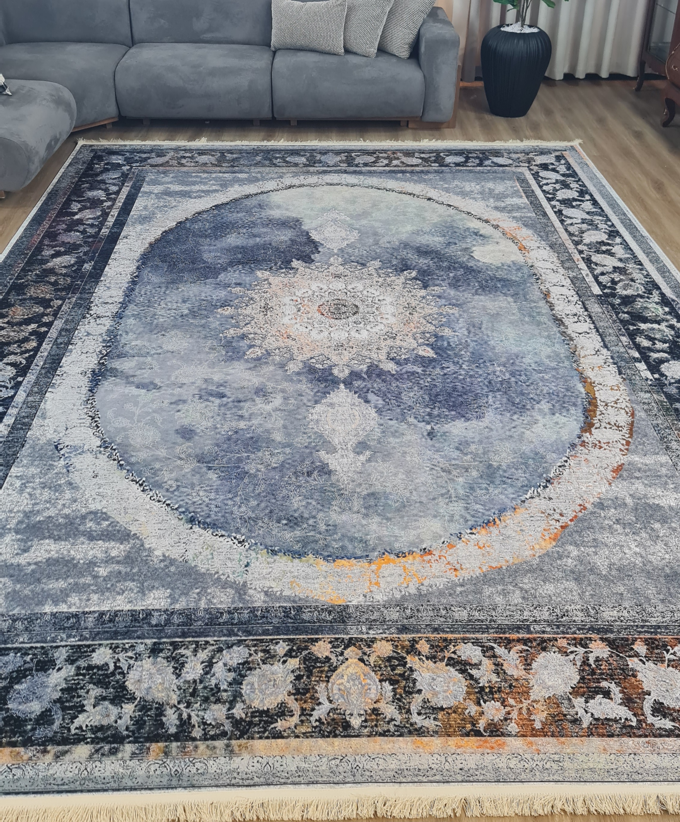 فرشینه طرح وینتیج طوسی و سرمه ای کد L 109(پس کرایه)