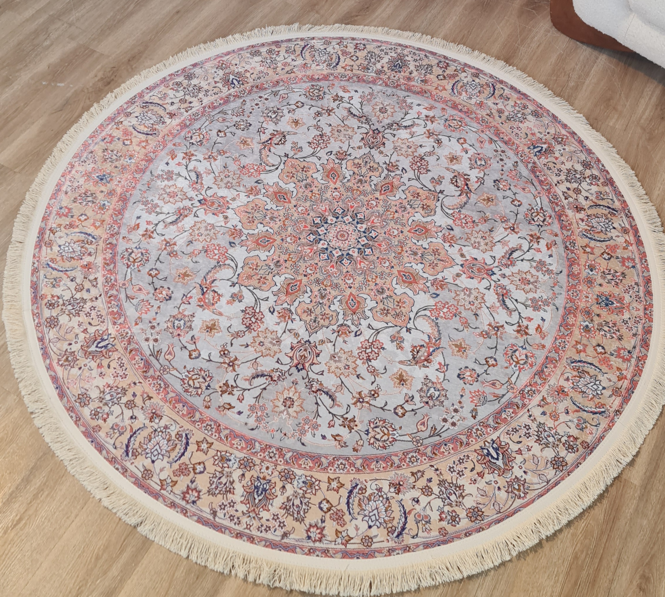 فرشینه گرد طرح افشان و ترنج رنگ روشن (کرم و گلبهی) کد D 275