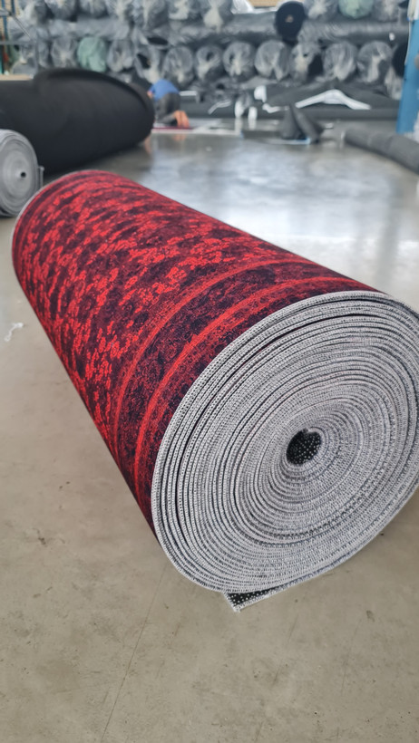 فرشینه راهرویی طرح افشان سنتی (رنگ قرمز لاکی و سرمهای/مشکی) کد Roll 133
