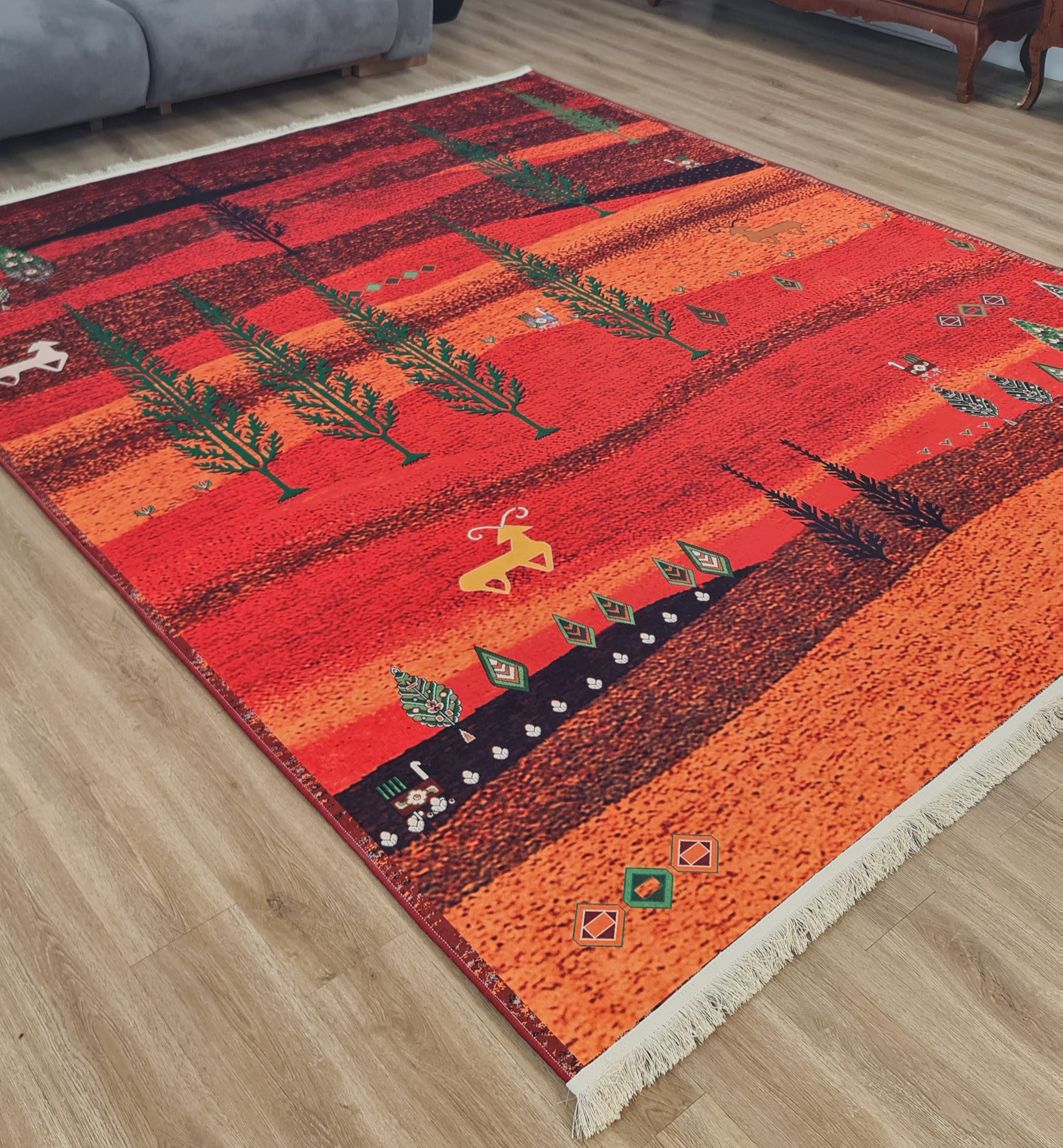فرشینه طرح گبه عشایری با درختان سرو، رنگ قرمز نارنجی،کد L 216