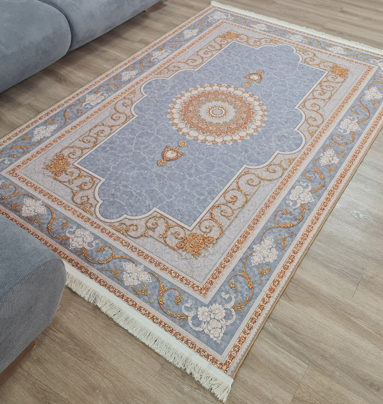 فرشینه سنتی طرح ترنجدار آبی روشن و طلایی،کد U 669