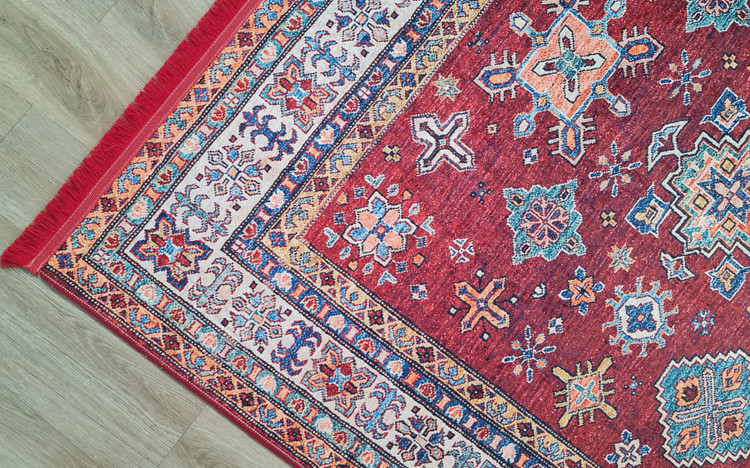 فرشینه سنتی طرح عشایری قرمز لاکی مدل قشقایی،کد U 678