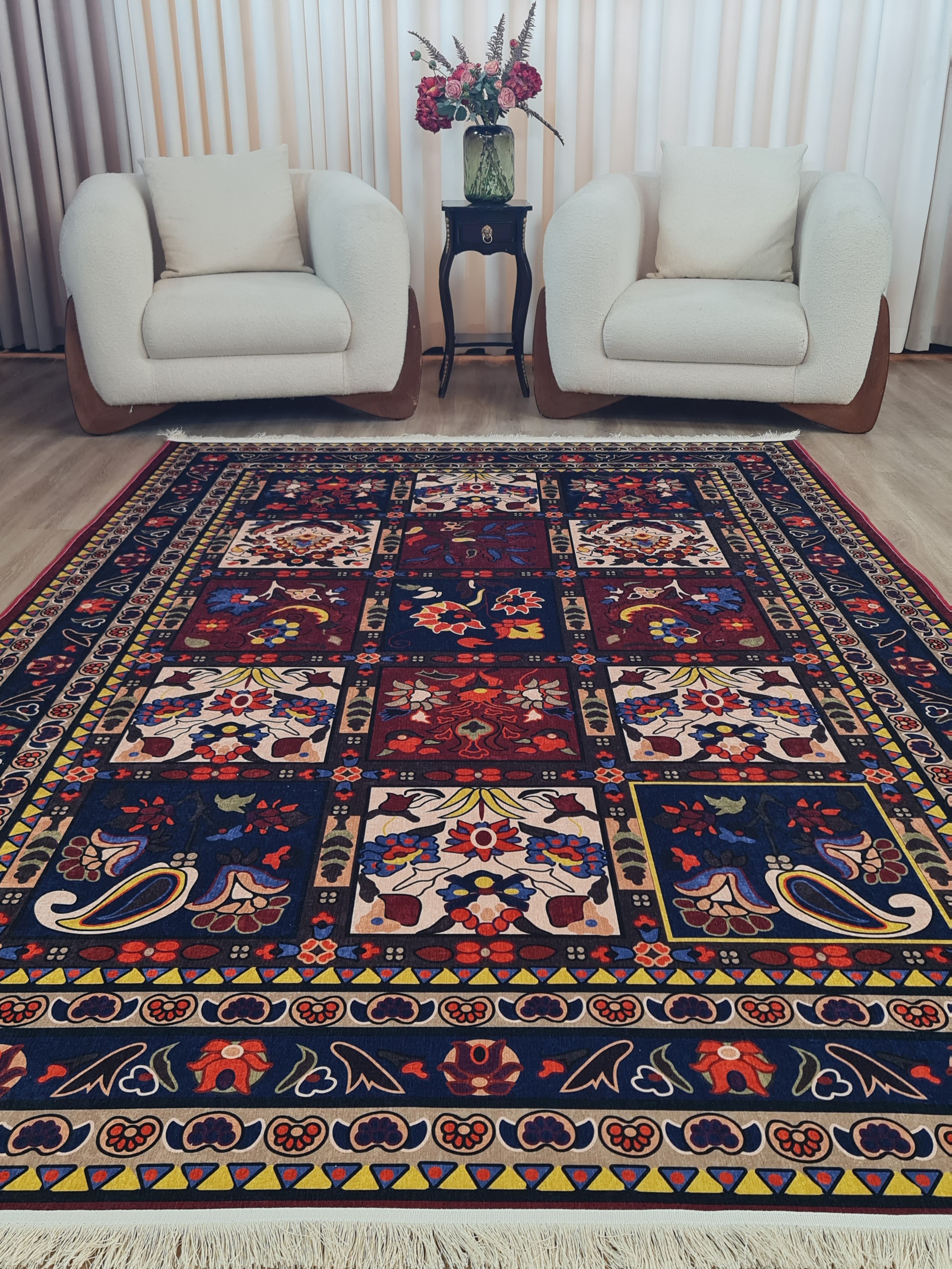 فرشینه سنتی عشایری طرح خشتی سرمه‌ای زرشکی،کد A 140