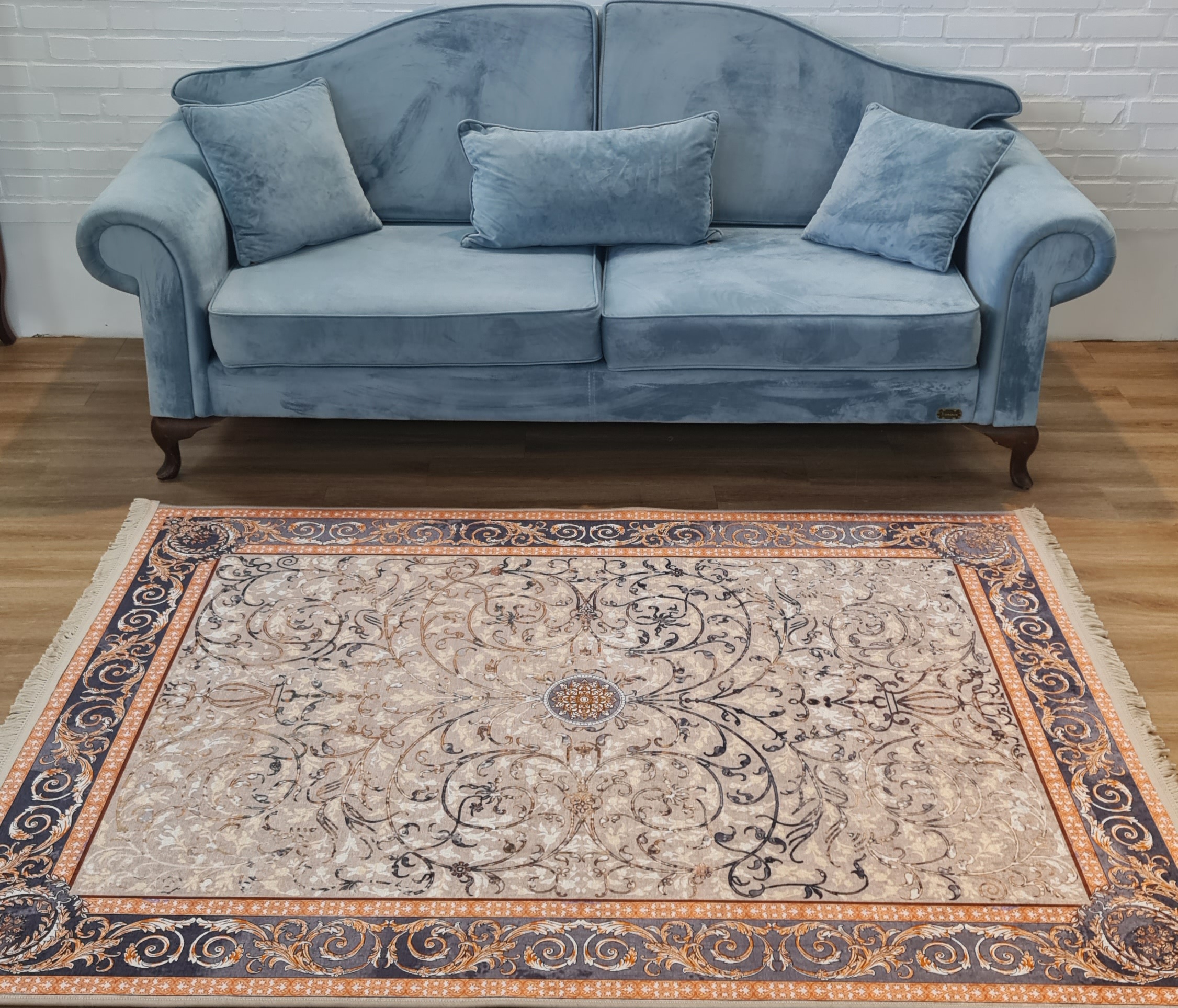 فرشینه سنتی کلاسیک طرح اسلیمی کرم زغالی،کد L 353