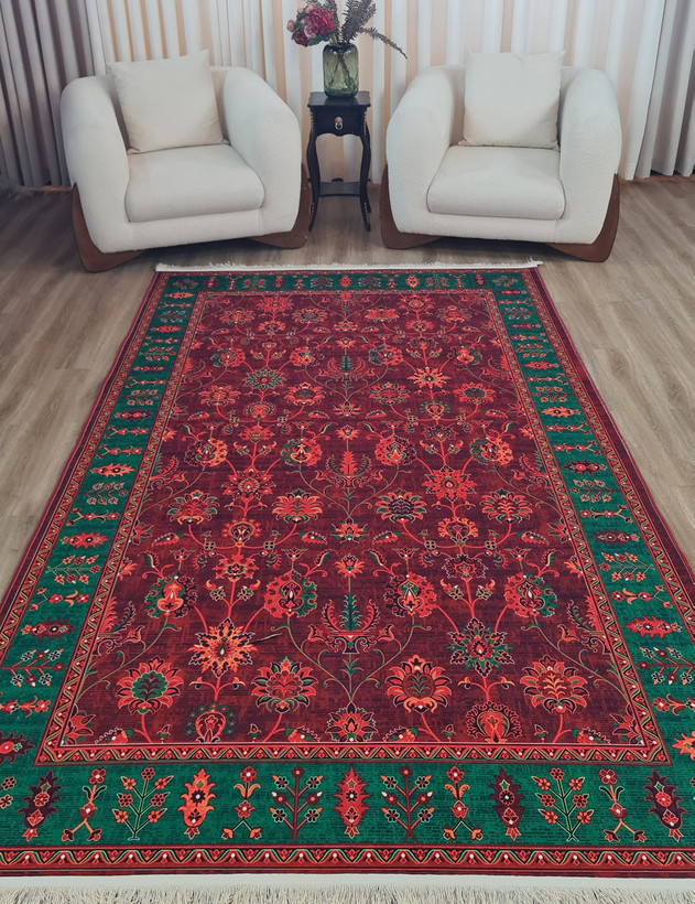فرشینه سنتی طرح گل و بوته زمینه زرشکی و عنابی با حاشیه سبز زمردی،کد U 685