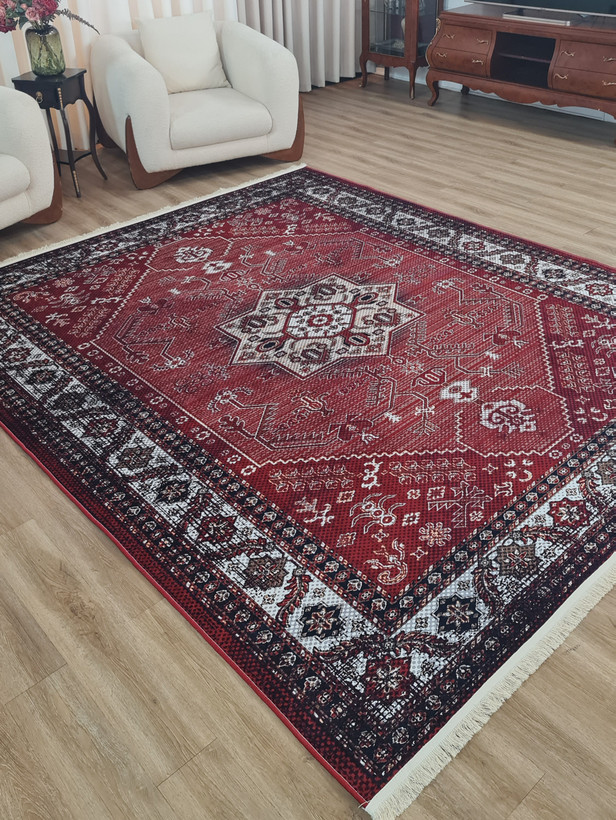 فرشینه طرح سنتی قشقایی زمینه قرمز لاکی کد U 116