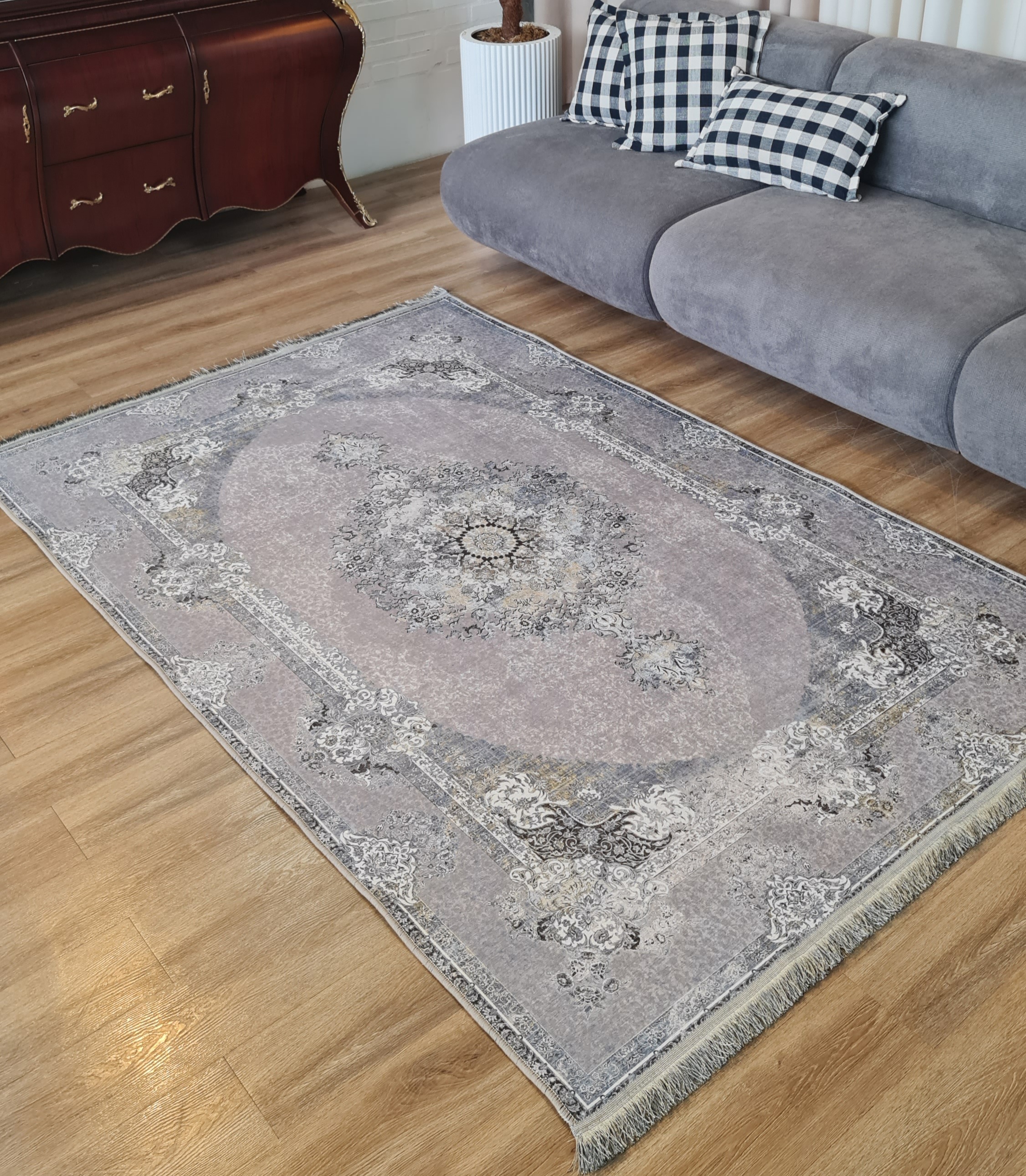 فرشینه طرح سنتی طوسی فیلی کد L 754