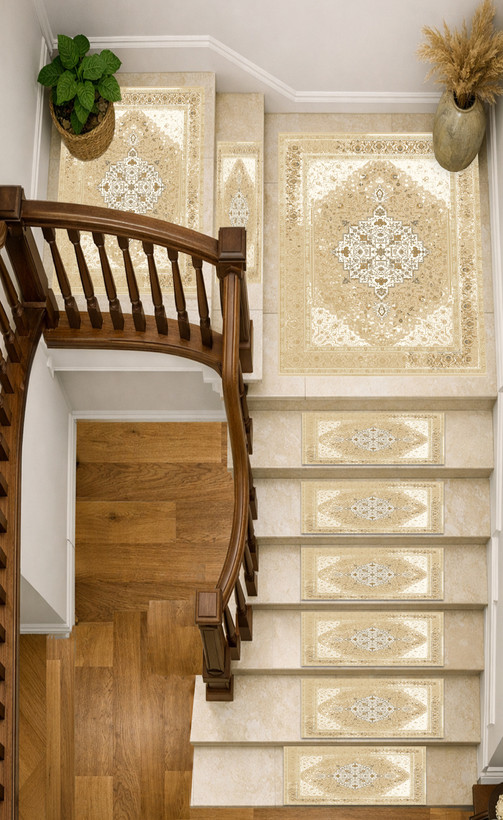 فرشینه پله و پاگرد طرح کلاسیک رنگ کرم طلایی،کد L 763