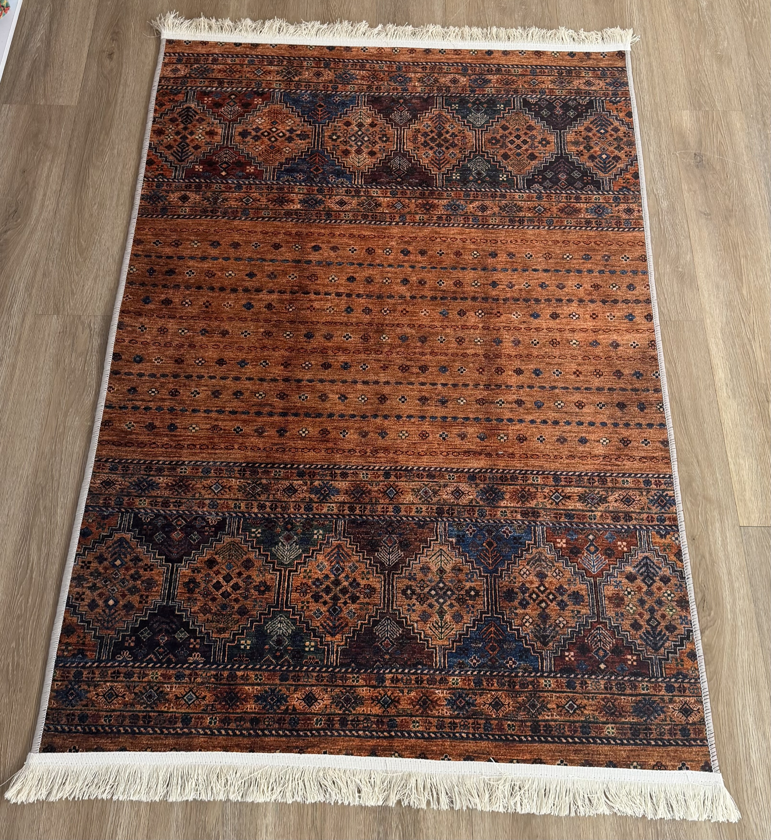 فرشینه سنتی رنگ مسی و آجری طرح گبه کد U 539