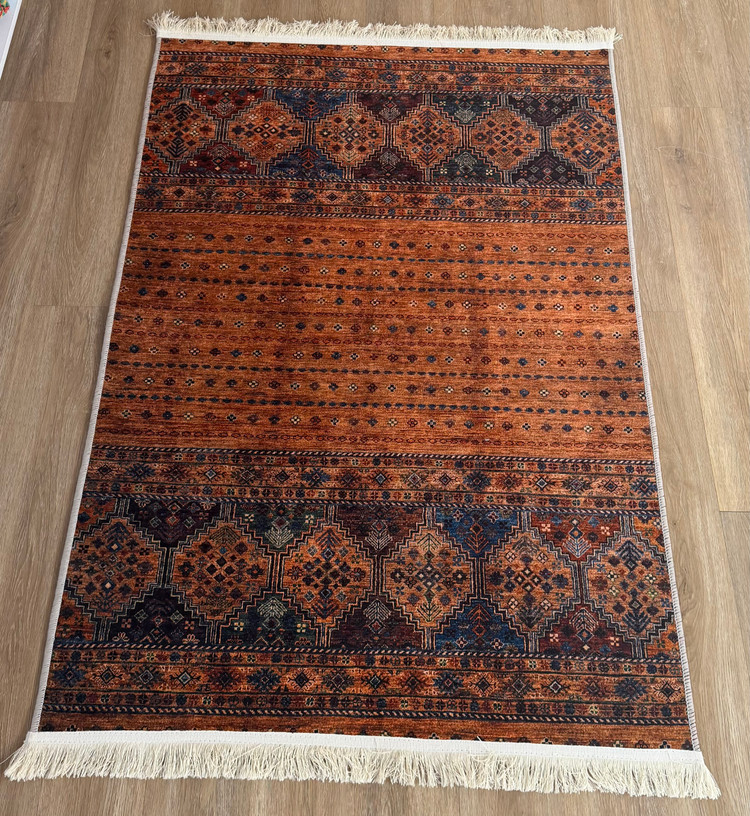 فرشینه سنتی رنگ مسی و آجری طرح گبه کد U 539